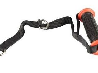 Poignée de tirage avec deux anneaux de fixation